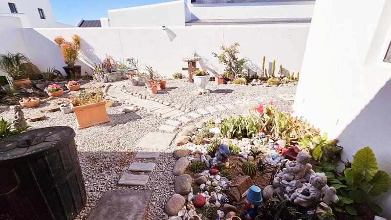 4 Bedroom Property for Sale in Dwarskersbos Western Cape